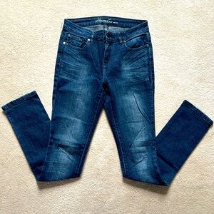 Kenneth Cole Skinny Jeans